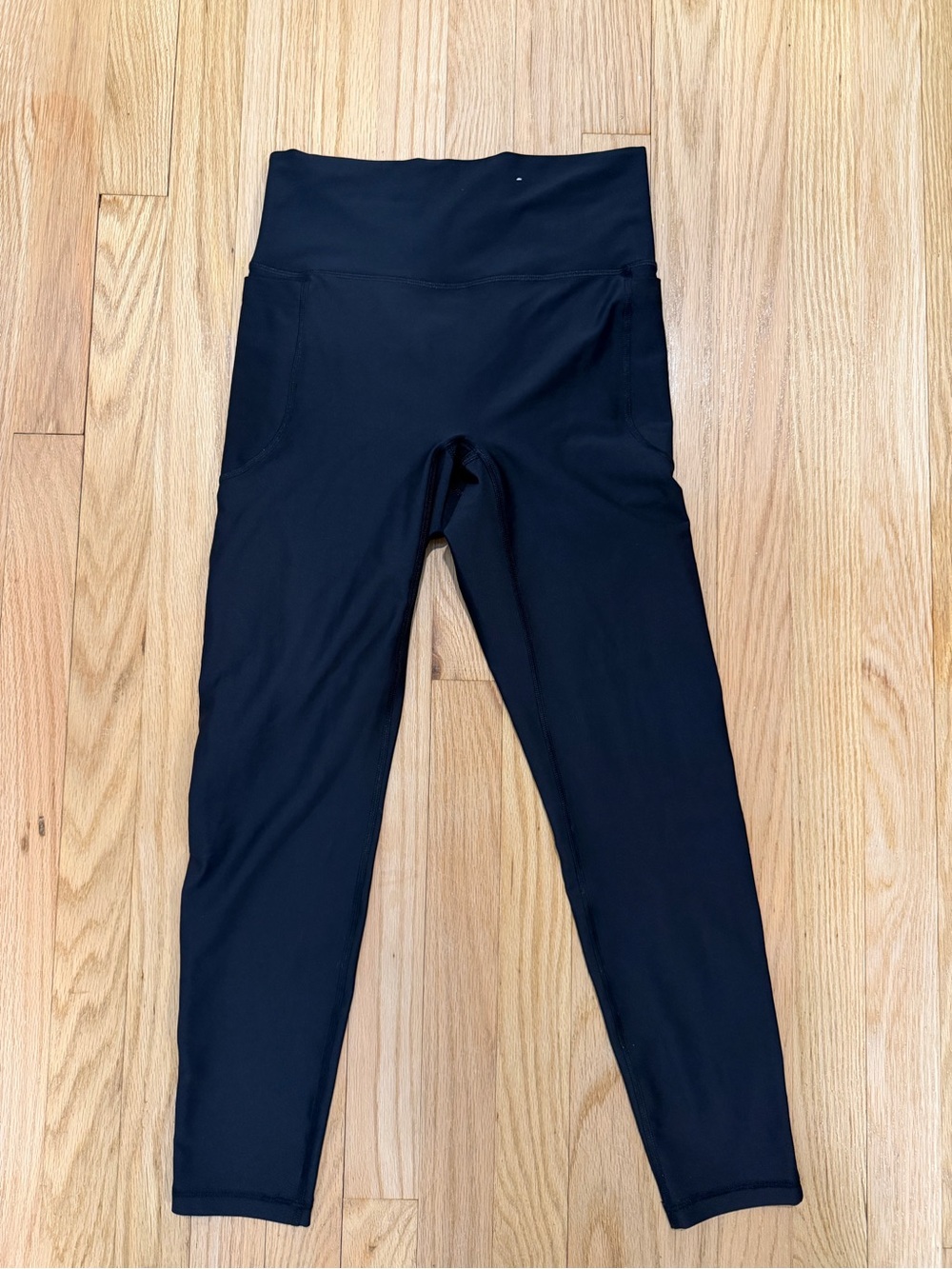 Women’s Old Navy Black High-Waist Leggings (Size- 6)